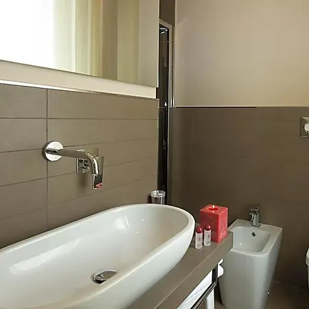 Rosenblatt Hotel 3*