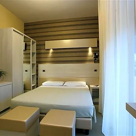 Rosenblatt Hotel 3*