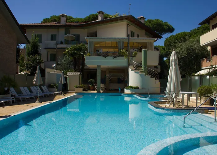 Rosenblatt فندق 3*